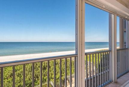 Sea Chase Luxury Vanderbilt Beachfront - Naples, Florida
