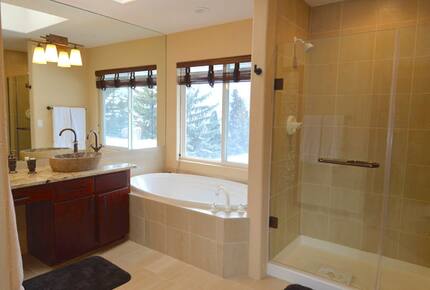 Dolomite Ski in/Ski out Villa - Aspen, Colorado