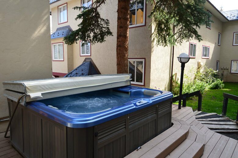 Dolomite Ski in/Ski out Villa - Aspen, Colorado