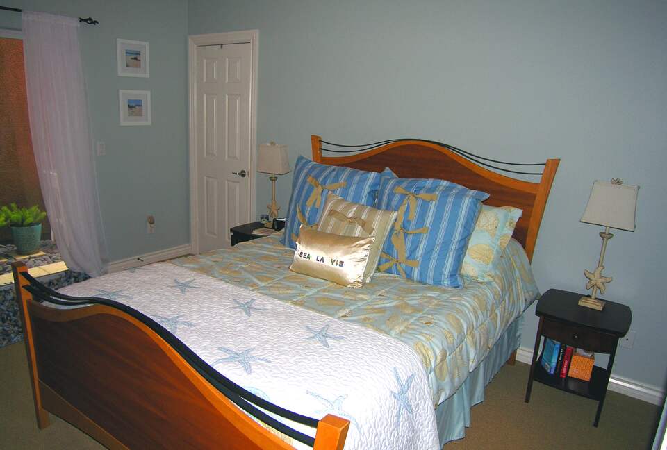 Oceanside Beach Retreat - Oceanside, California