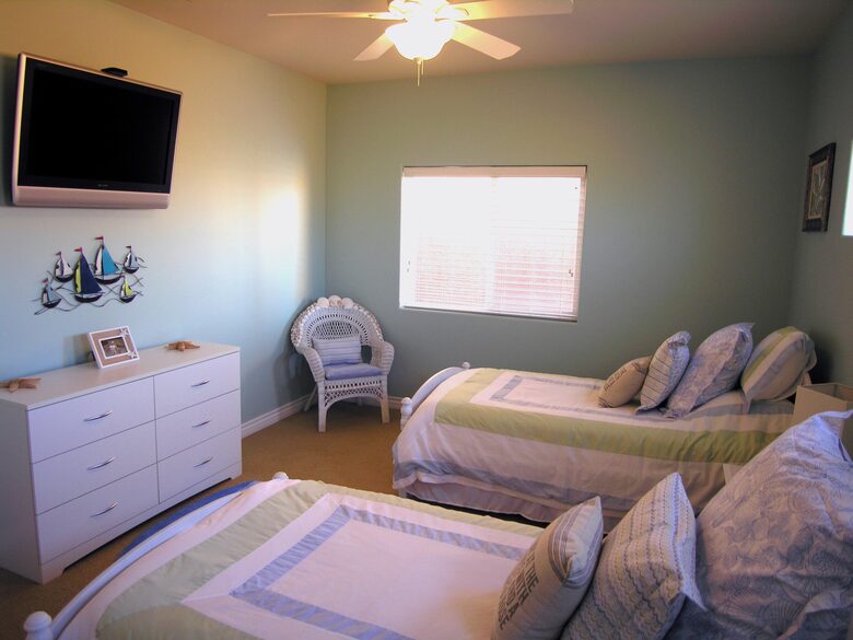 Oceanside Beach Retreat - Oceanside, California