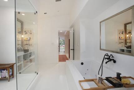 Peaceful and Holistic Key Biscayne Paradise - Key Biscayne, Florida