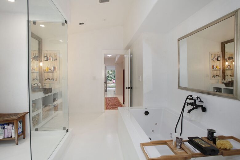 Peaceful and Holistic Key Biscayne Paradise - Key Biscayne, Florida