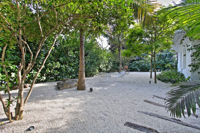 Peaceful and Holistic Key Biscayne Paradise - Key Biscayne, Florida