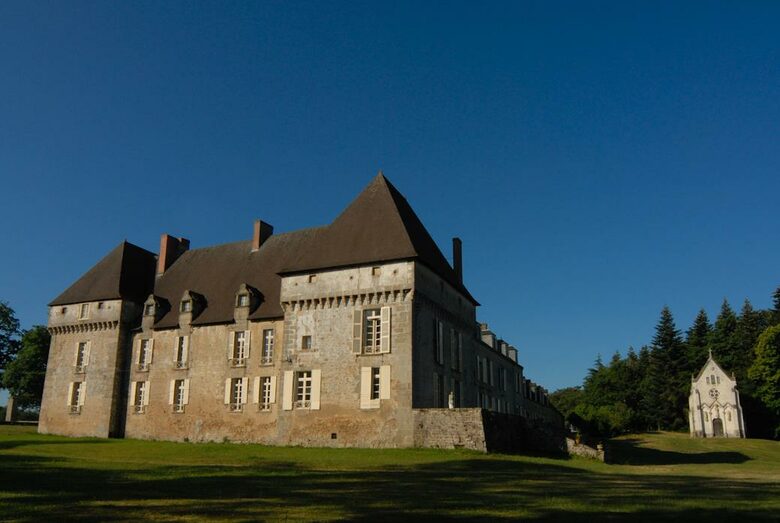 Chateau de Lalande - Crozon sur Vauvre, France