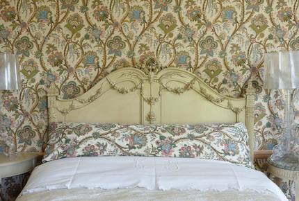 Chateau de Lalande - Crozon sur Vauvre, France