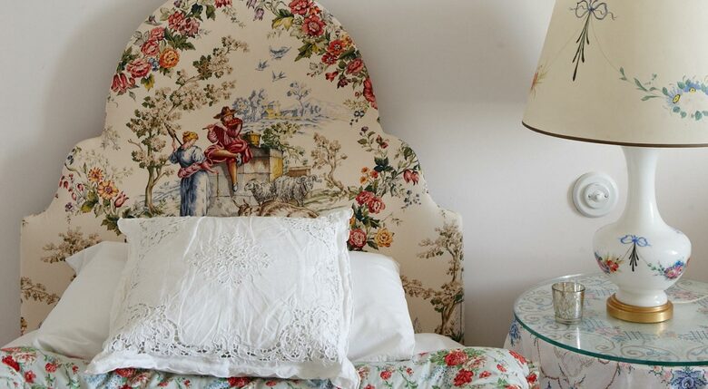 Chateau de Lalande - Crozon sur Vauvre, France