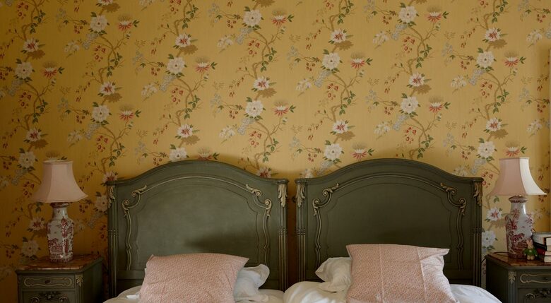 Chateau de Lalande - Crozon sur Vauvre, France