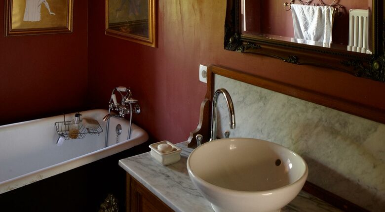 Chateau de Lalande - Crozon sur Vauvre, France