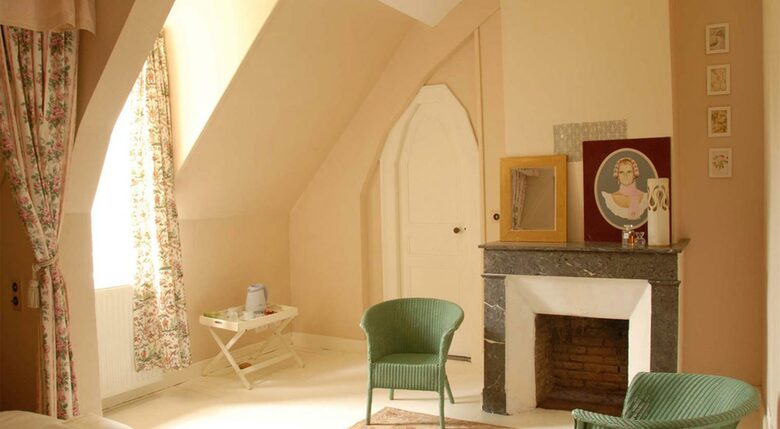 Chateau de Lalande - Crozon sur Vauvre, France