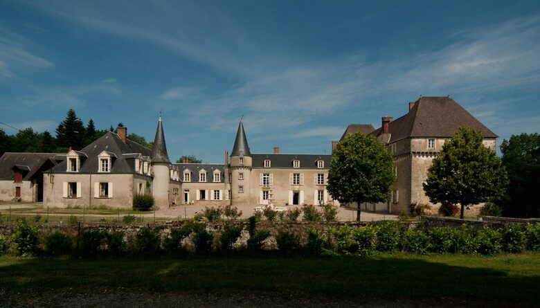 Chateau de Lalande - Crozon sur Vauvre, France