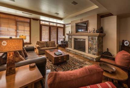 Great Bear Lodge 207 - Northstar at Tahoe - 4 Bedroom Residence - Truckee, California