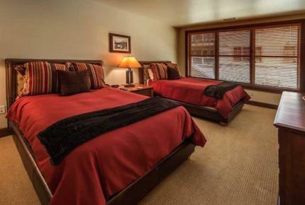 Great Bear Lodge 207 - Northstar at Tahoe - 4 Bedroom Residence - Truckee, California