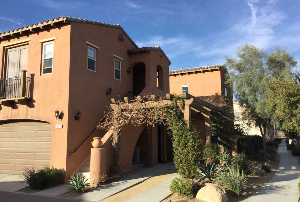 Casa Vibrante - Palm Desert, California