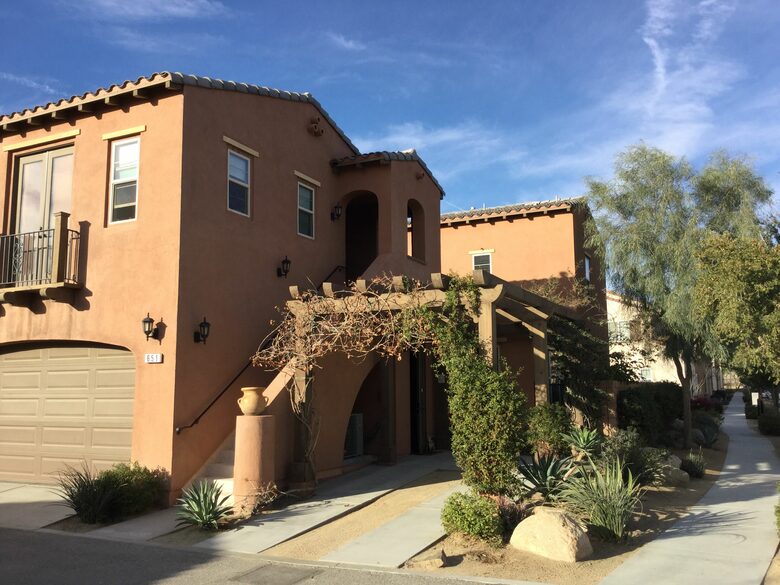 Casa Vibrante - Palm Desert, California