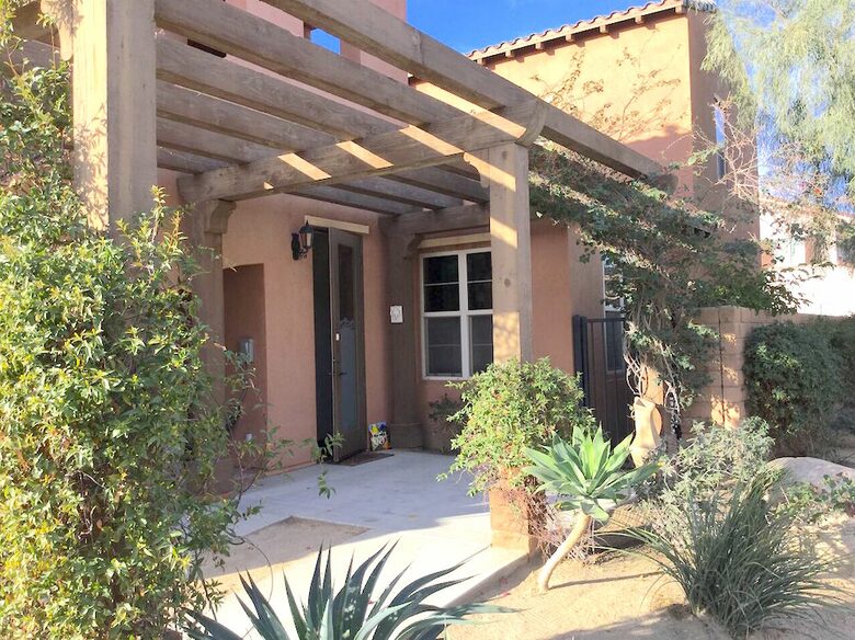 Casa Vibrante - Palm Desert, California