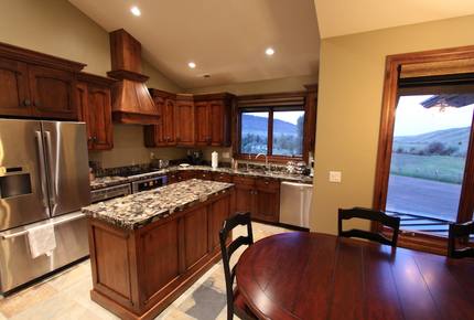 Crystal Ranch-Your Personal & Private Resort - Altamont, Utah