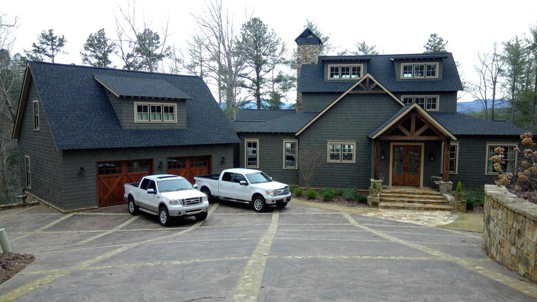 Rustic Retreat on Lake Keowee - Salem, South Carolina