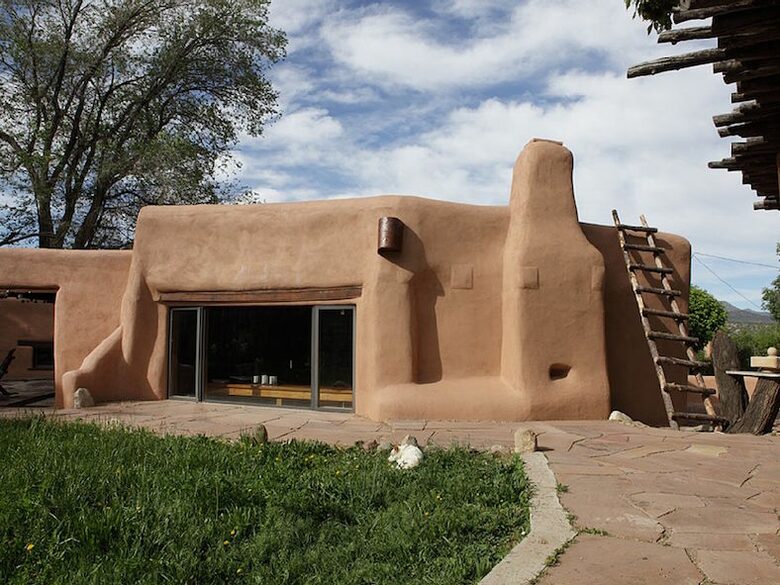 Abode Wonderland near Taos - Ranchos De Taos, New Mexico