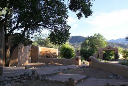 Abode Wonderland near Taos - Ranchos De Taos, New Mexico