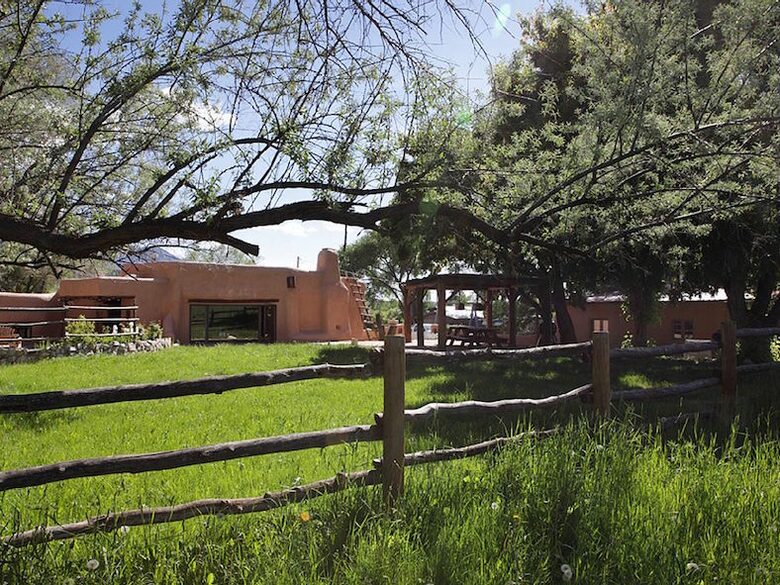Abode Wonderland near Taos - Ranchos De Taos, New Mexico