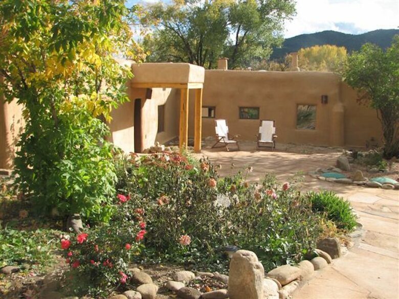 Abode Wonderland near Taos - Ranchos De Taos, New Mexico