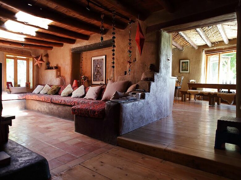 Abode Wonderland near Taos - Ranchos De Taos, New Mexico