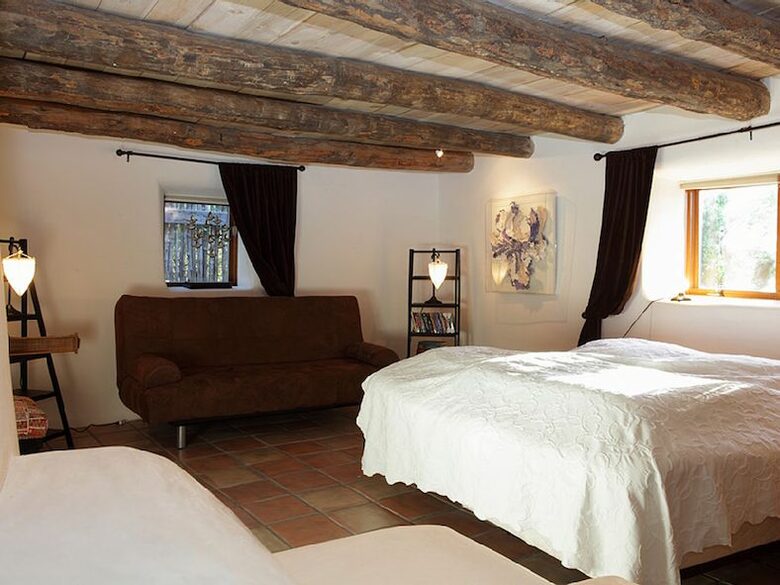 Abode Wonderland near Taos - Ranchos De Taos, New Mexico