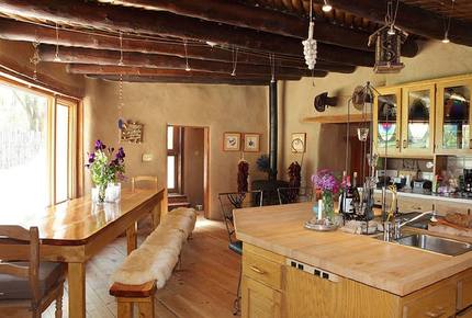 Abode Wonderland near Taos - Ranchos De Taos, New Mexico