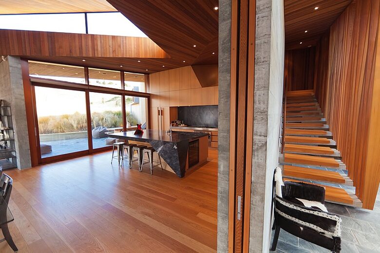 New Zealand Lake House - West Wanaka, Wanaka, Queenstown, New Zealand