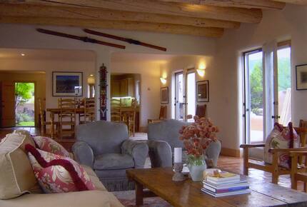 Sangre de Cristo Foothill Retreat - Taos, New Mexico