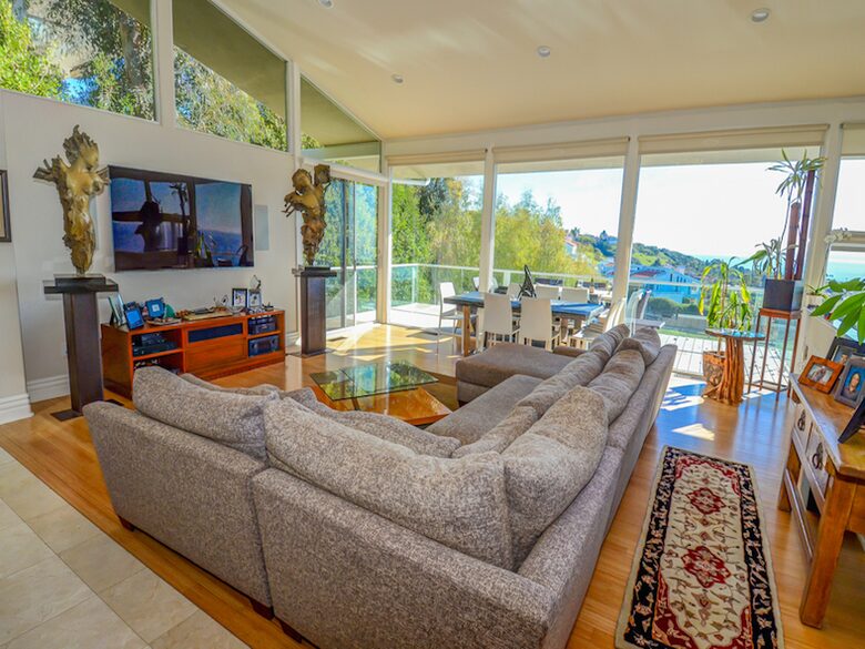 Palos Verdes Ocean View Mansion - Palos Verdes Estates, California