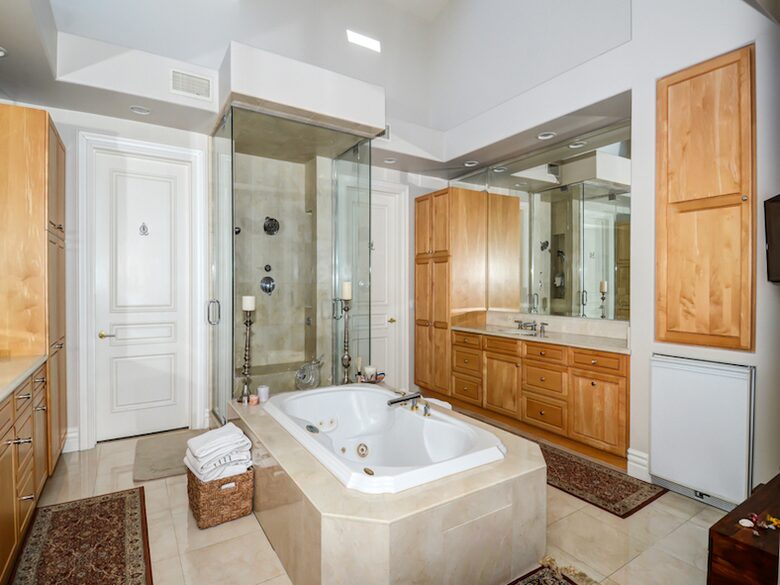 Palos Verdes Ocean View Mansion - Palos Verdes Estates, California