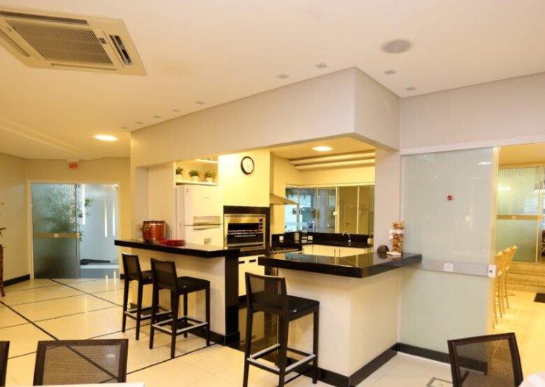 Residencial Maria Regina Vanzo - Balneario Camboriu, Brazil