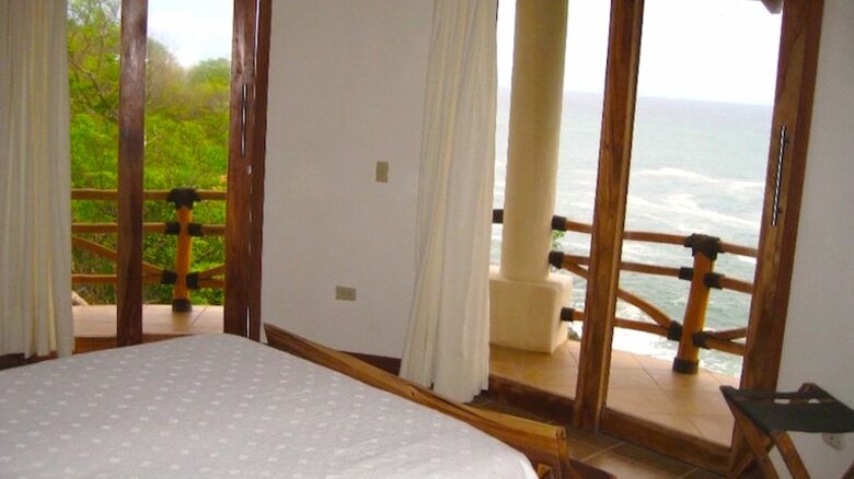 La Joya - Bahia Gigante, Nicaragua