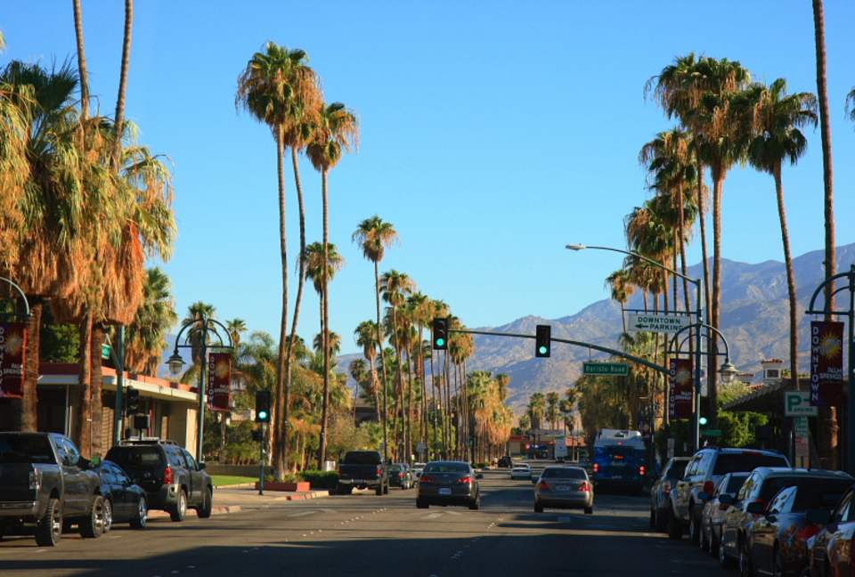 Casa Vibrante - Palm Desert, California