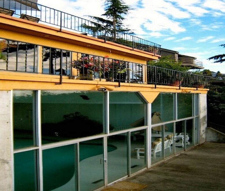 Golden Sunset Villa - Seattle, Washington