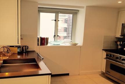 Posh NYC Apartment in Famous Manhattan House - New York City, New York