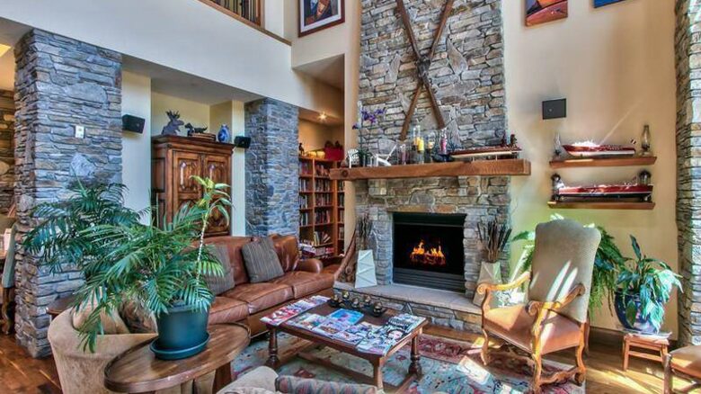 Lake Tahoe Living 2, Tonopalo – 3 Bedroom Residence (Sleeps 10) - Tahoe Vista, California