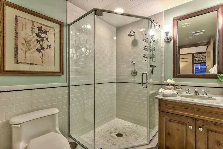 Lake Tahoe Living 2, Tonopalo – 3 Bedroom Residence (Sleeps 10) - Tahoe Vista, California