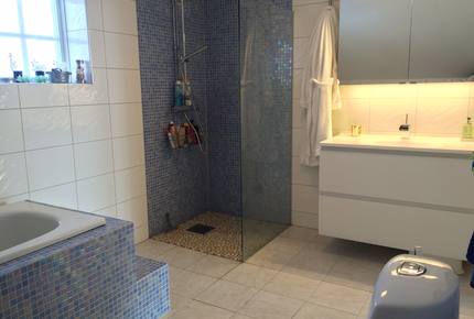 Swedish Ski Chalet and Lake House - Hedemora, Sweden