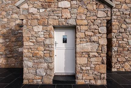 Whale Harbour Cottage - Roundstone, Ireland