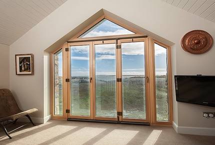 Whale Harbour Cottage - Roundstone, Ireland