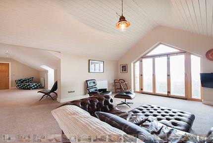 Whale Harbour Cottage - Roundstone, Ireland