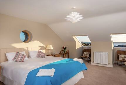 Whale Harbour Cottage - Roundstone, Ireland