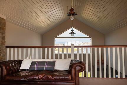 Whale Harbour Cottage - Roundstone, Ireland