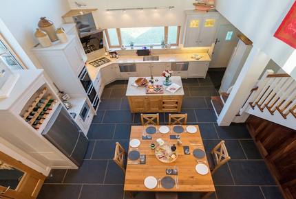 Whale Harbour Cottage - Roundstone, Ireland