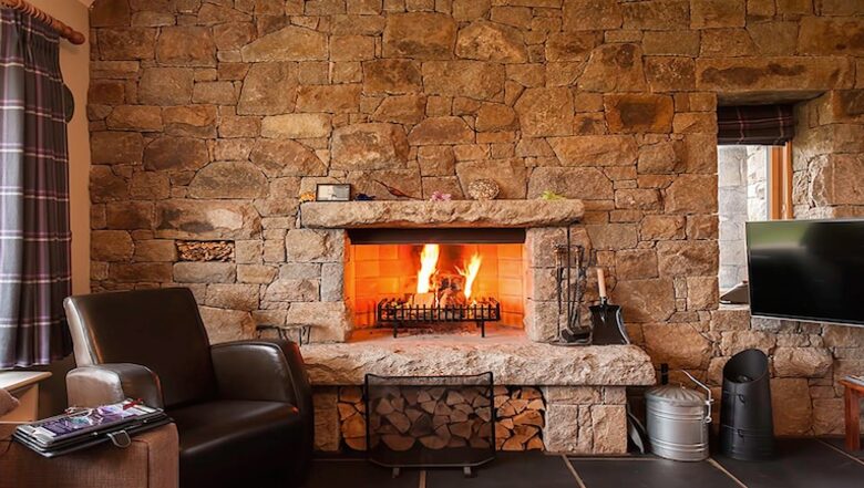 Whale Harbour Cottage - Roundstone, Ireland