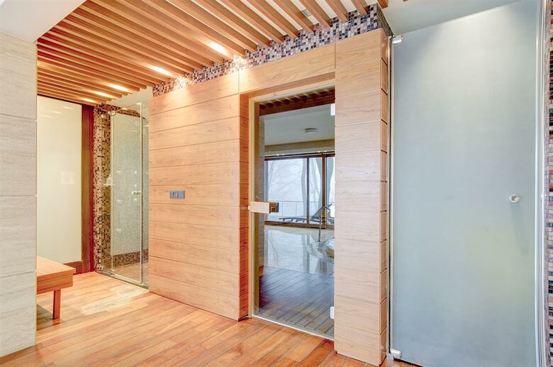 Budapest Luxurious District - Budapest, Hungary