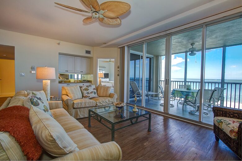 Sea Chase Naples Oceanfront Getaway - Naples, Florida